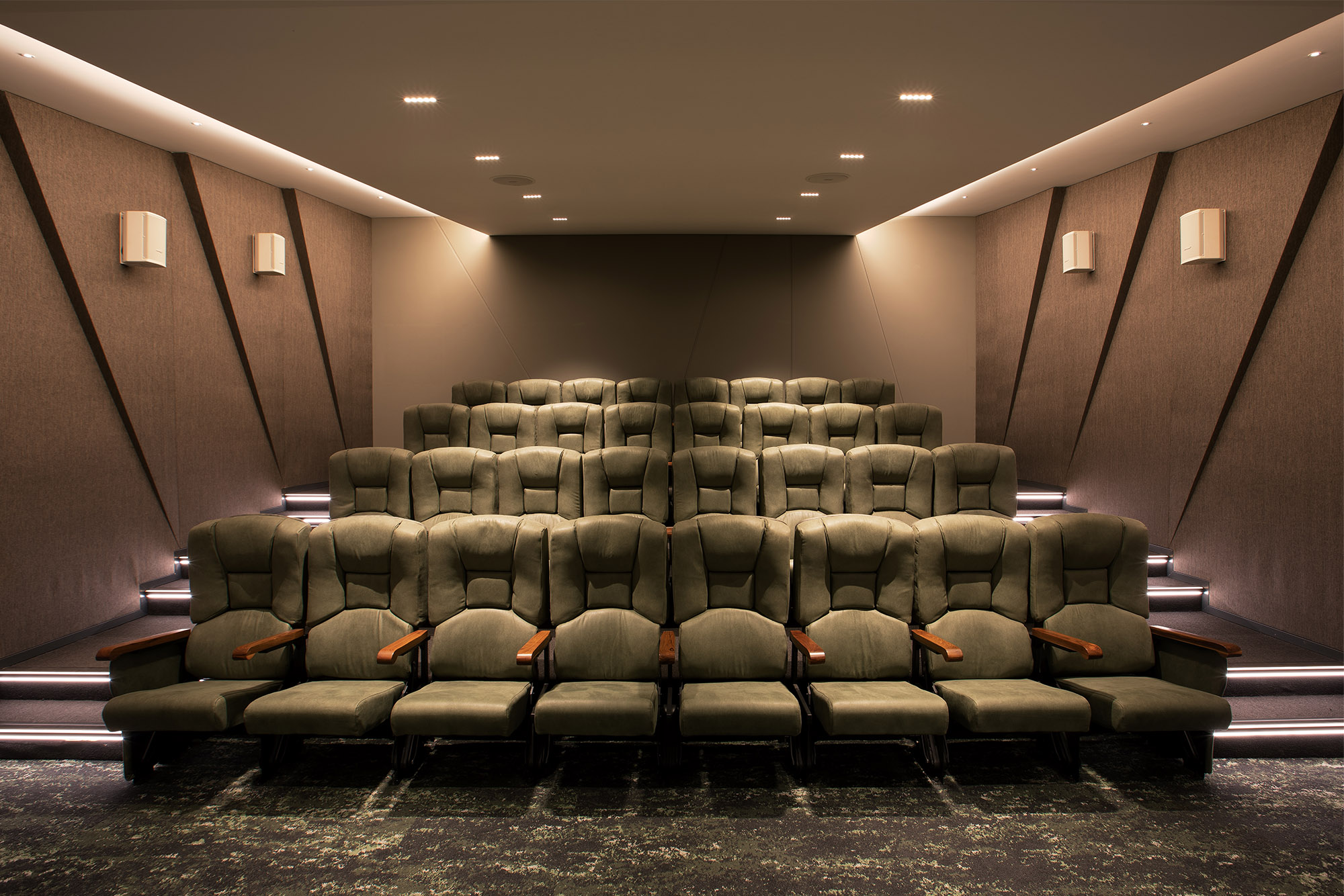 Panchshil-Towers-gallery_0008_Theater-Room.jpg